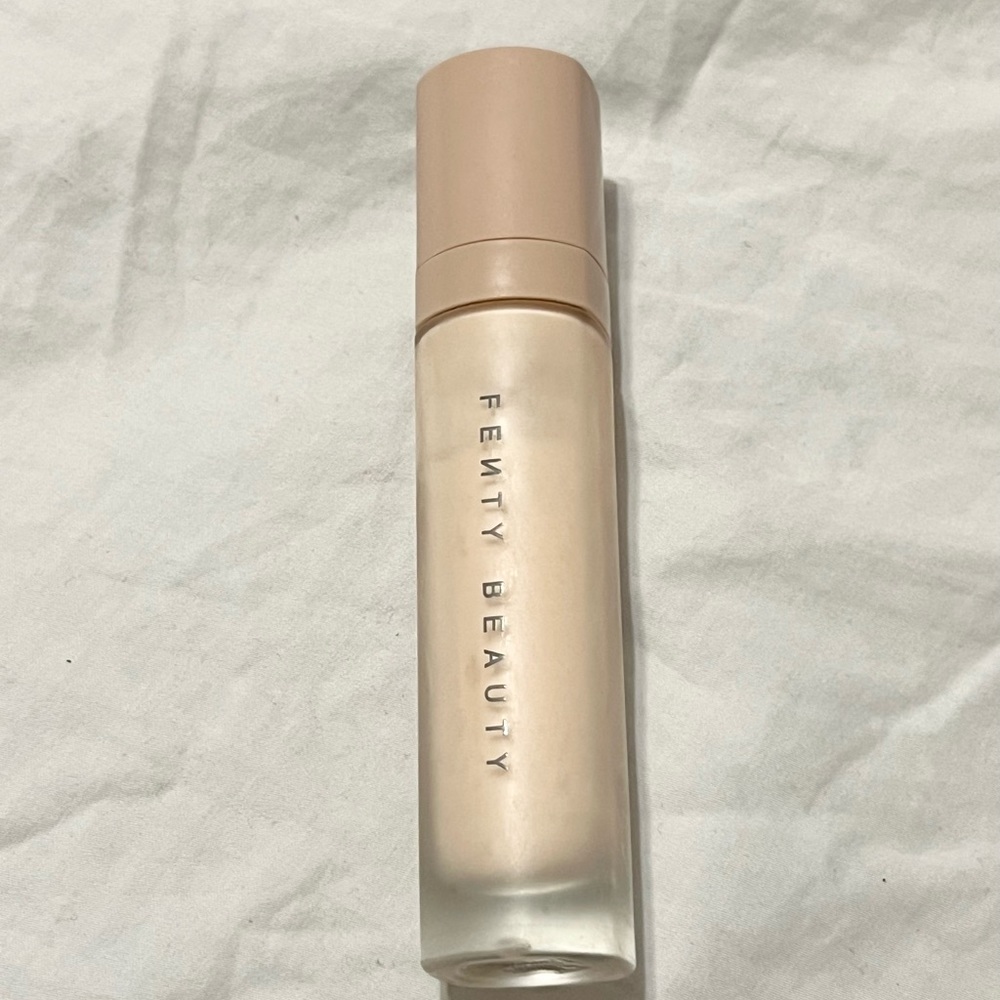 FENTY BEAUTY BY RIHANNA Pro Filt’r Instant Retouch Primer